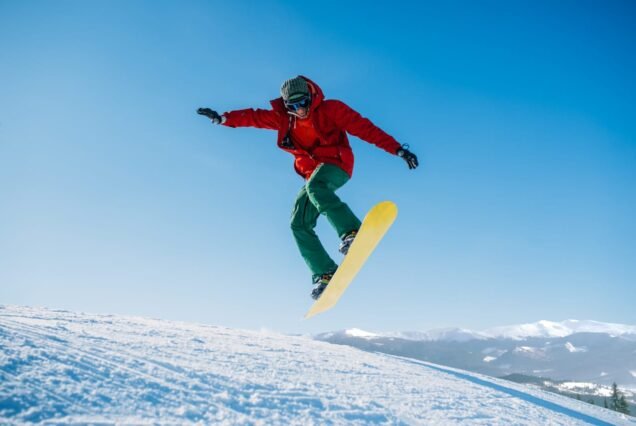 Snowboarding 5 Nights 6 Day Package